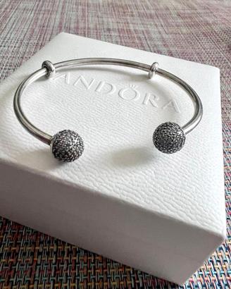 PANDORA BRACCIALE RIGIDO IN ARGENTO CON FERMI