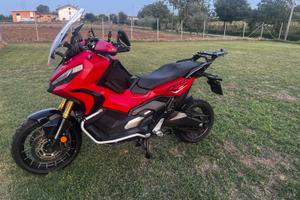 Xadv750 usato come nuovo