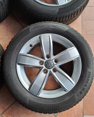 4 cerchi e gomme invernali R 16 T-Roc