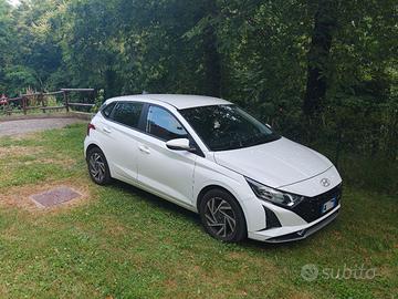 hyundai i20 connectline 48v 1.0 