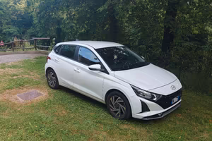 hyundai i20 connectline 48v 1.0 
