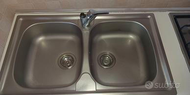 Lavello  cucina e piano cottura