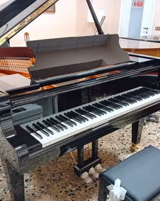 Pianoforte SCHIMMEL C 189