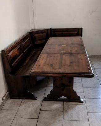 Cassapanca con tavolo 