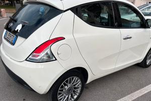 Auto GPL neopatentati