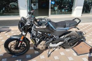 Husqvarna Svartpilen 401