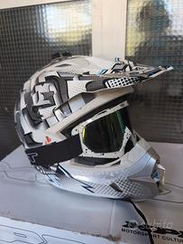 casco cross/enduro con occhiali