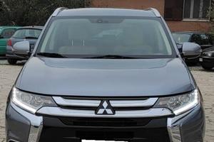 Mitsubishi Outlander 2.2 DI-D 4WD Instyle 7p.