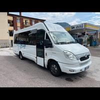 Iveco daily minibus