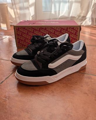 Vans Hylane Suede tg 42 US 9 nuove mai usate