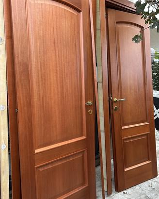 N. 2 porte da interno in legno + telai