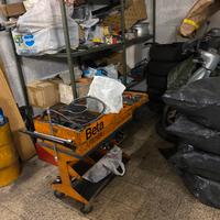 Attrezzatura per officina