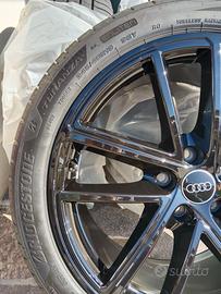 Cerchi audi  a 5 neri da 19 originali con Bridgest