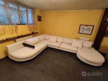 Divano Sity di Antonio Citterio (Bianco), B&B