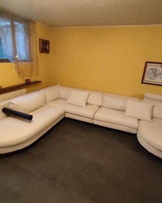 Divano Sity di Antonio Citterio (Bianco), B&B