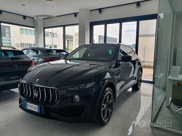 MASERATI LEVANTE 275CV
