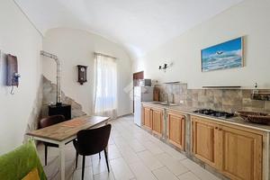 3 LOCALI A SENNORI