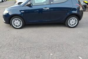 Lancia Ypsilon 1.2 69 CV 5 porte GPL Ecochic Gold