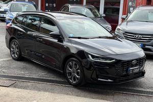 Focus 1.0 Hybrid 155 CV Powershift ST-Line X-iva E