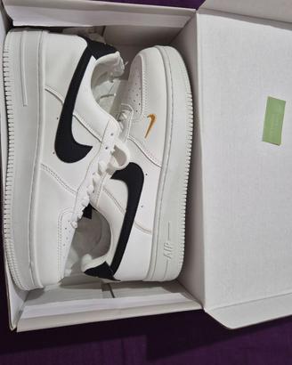 nike air force 1  Gold 