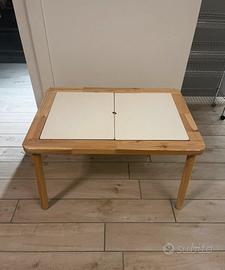 Tavolo flisat ikea con 2 cesti trofast