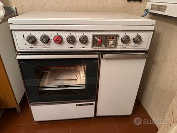 Cucina gas vintage anni 60/70 completa funzionante