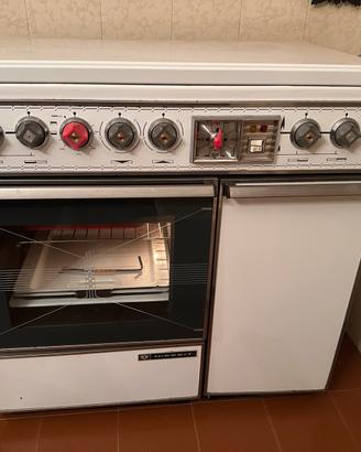 Cucina gas vintage anni 60/70 completa funzionante