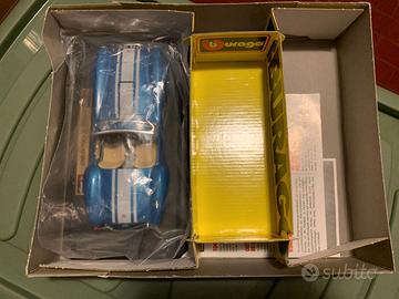 Modellino Ford Cobra AC 427 1965 1:24