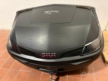 Bauletto GIVI 47l litri - usato una volta - NUOVO
