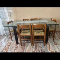 Tavolo in vetro
