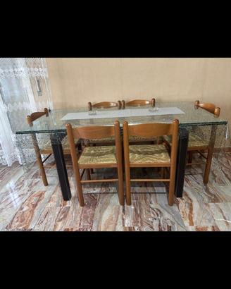 Tavolo in vetro