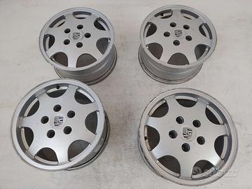 928.382.114.05 cerchi in lega X4 5 fori 7,5Jx16 E