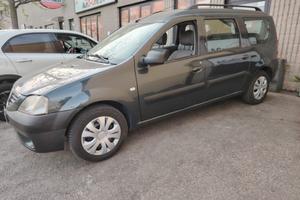 DACIA Logan MCV 1.6 16V Lauréate 7 POSTI BENZIN