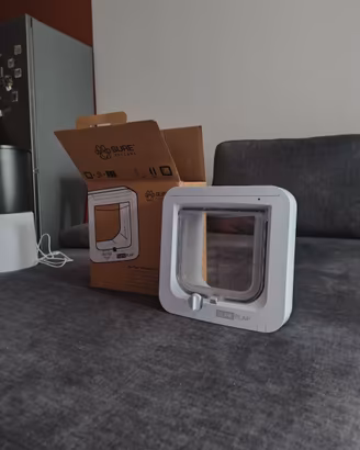 Gattaiola SureFlap con lettore microchip