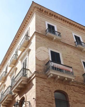 5 LOCALI A GIULIANOVA