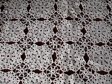 Tovaglietta nuova lavorata all'uncinetto