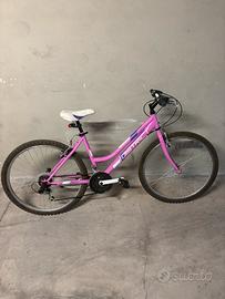 Bicicletta rosa