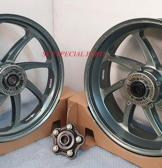 BMW M 1000 RR CERCHI UFFICIALI SUPERBIKE PVM