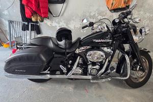 harley davidson road king custom FLHRS 