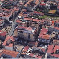 NEGOZIO A GRUMO NEVANO