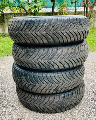 Gomme 145/70 R13 2025 – 5mm – ottime