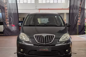 Lancia Musa 0ro Plus 1.4 16v del 2011 AUTOMATICA