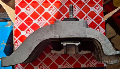 Supporto motore per Mini Countryman r60