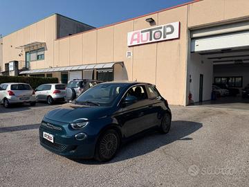 FIAT 500e Berlina 42 kWh ICON