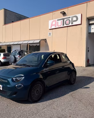 FIAT 500e Berlina 42 kWh ICON