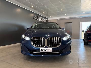 BMW 220i 48V Active Tourer Luxury