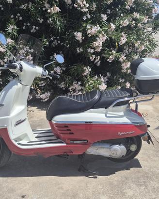 scooter Peugeot Django