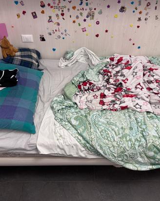 letto da 1 e 1/2  con materasso