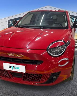 FIAT 600 1.2 Hybrid 110cv La Prima