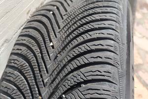 gomme 225 55 17 